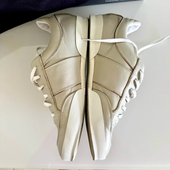 Gianfranco Ferre Cream Leather Sneakers, women, Size 38 - Picture 4 of 8
